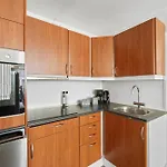 Charming Apartment, Walk To Attractions Apartman Tromsø